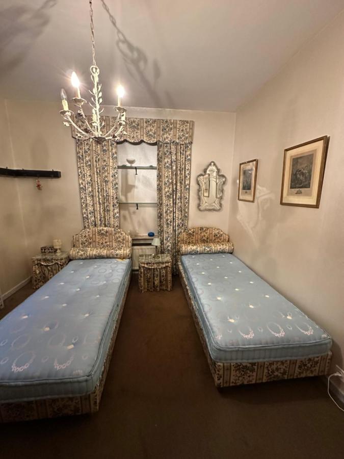 مبيت وإفطار بروكسل House Of Tanya المظهر الخارجي الصورة